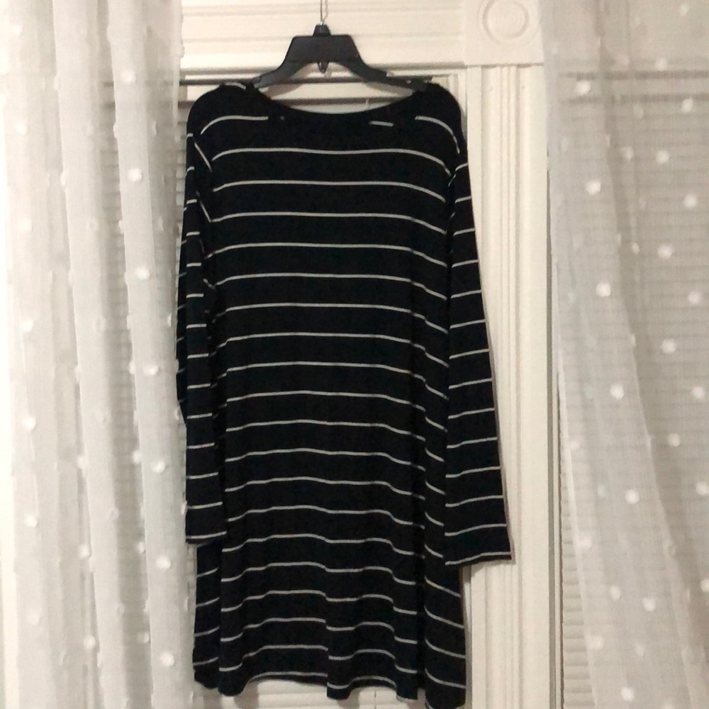 Ava & Viv long sleeve dress.